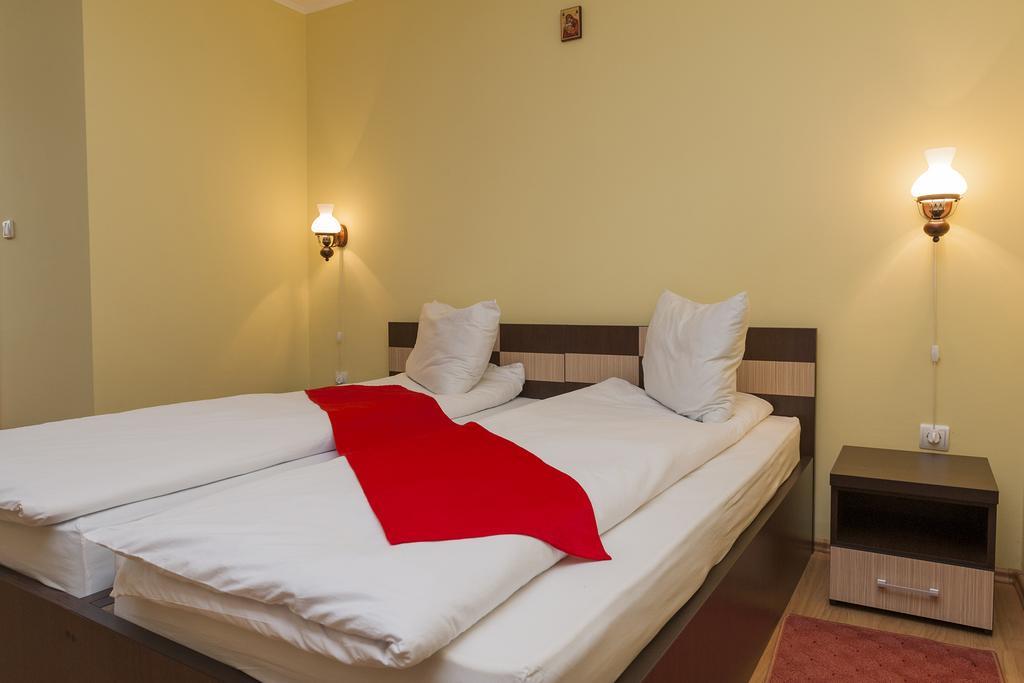 Pensiunea Radu Cisnădie Zimmer foto